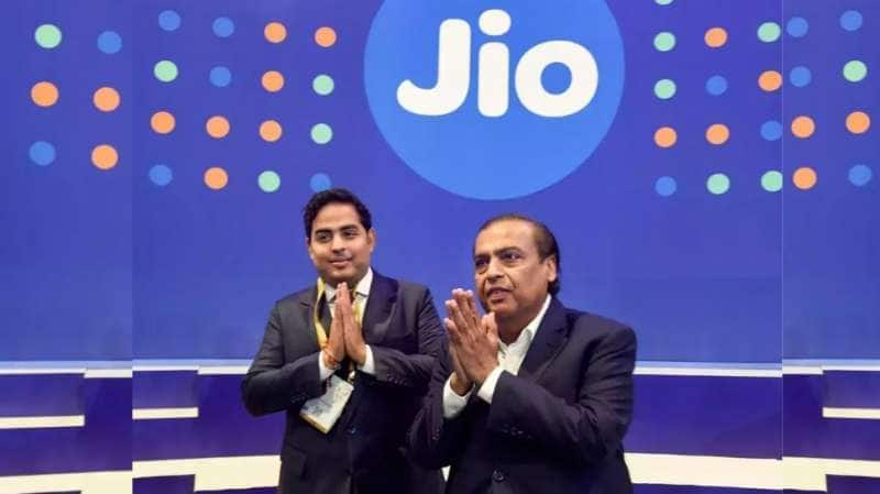 Jio Fiber: ரிலையன்ஸ் ஜியோவின் பிராட்பேண்ட் திட்டம்... அன்லிமிடெட் டேட்டா உடன் OTT நன்மைகள் title=