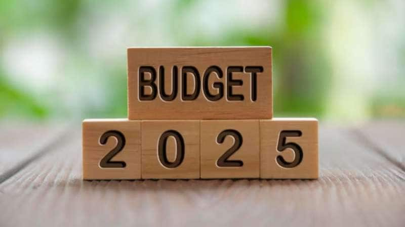 Budget 2025: வருமான வரி விதிகளில் சர்ப்ரைஸ் கொடுக்க தயாராகும் அரசு, காத்திருக்கும் மக்கள் title=