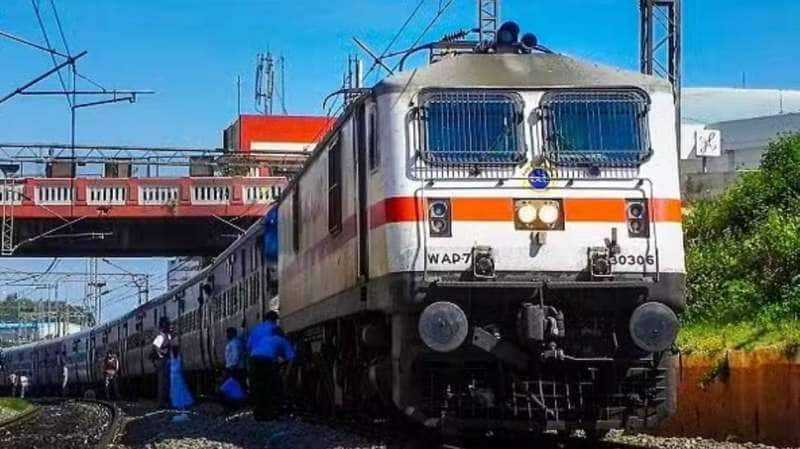 IRCTC புதிய விதிகள்! இனி ஒருவர் இத்தனை டிக்கெட்டிற்கு மேல் புக் செய்ய முடியாது! title=