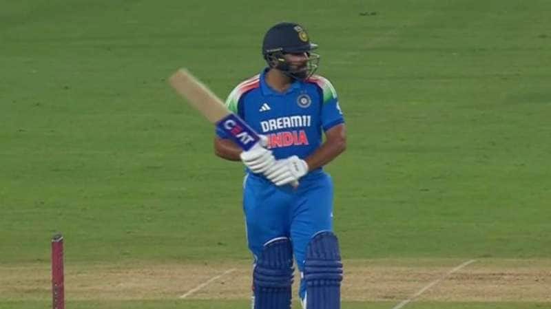 Rohit Sharma : ரோகித் சர்மா கம்பேக்... ராகுல் டிராவிட் சாதனை முறியடிப்பு title=