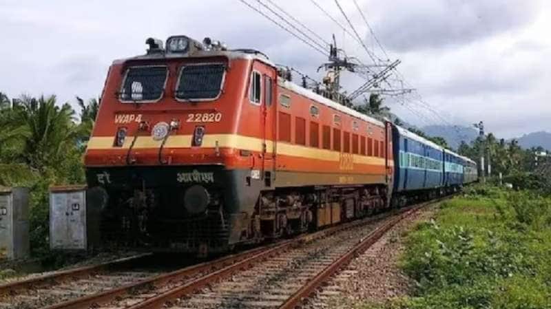 மொத்தம் 32,438 பணியிடங்கள்.. விண்ணப்பிக்காதவர்களுக்கு ரயில்வே கொடுத்த குட் நியூஸ்!  