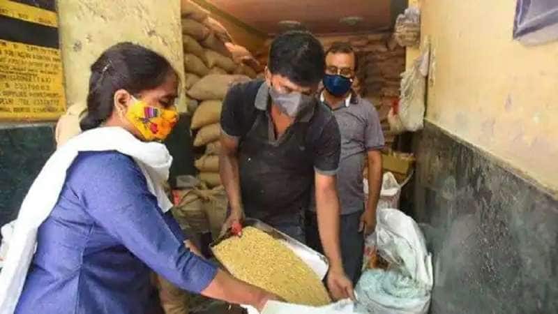 ரேஷன் கார்டுல பெயர் சேர்க்க போறீங்களா? இதை மட்டும் பண்ணுங்க