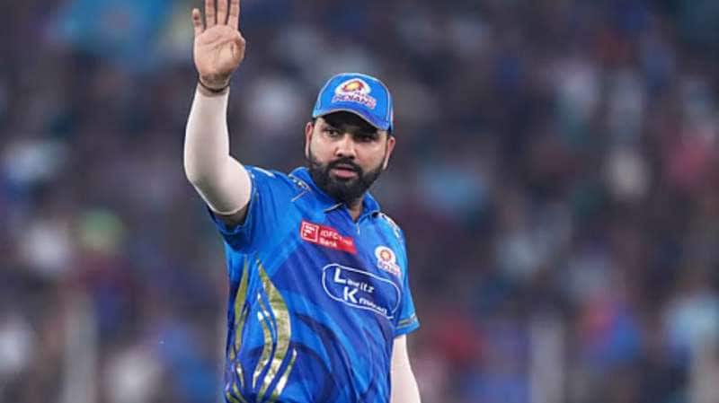 ரோகித் ஓய்வு பெறுவது நல்லது - விளாசும் முன்னாள் வீரர்! 