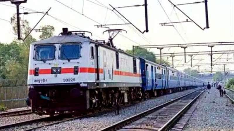 சாதாரண வகுப்பில் பயணிக்கும் பயணிகளின் வசதிக்காக தெற்கு ரயில்வே முக்கிய அறிவிப்பு